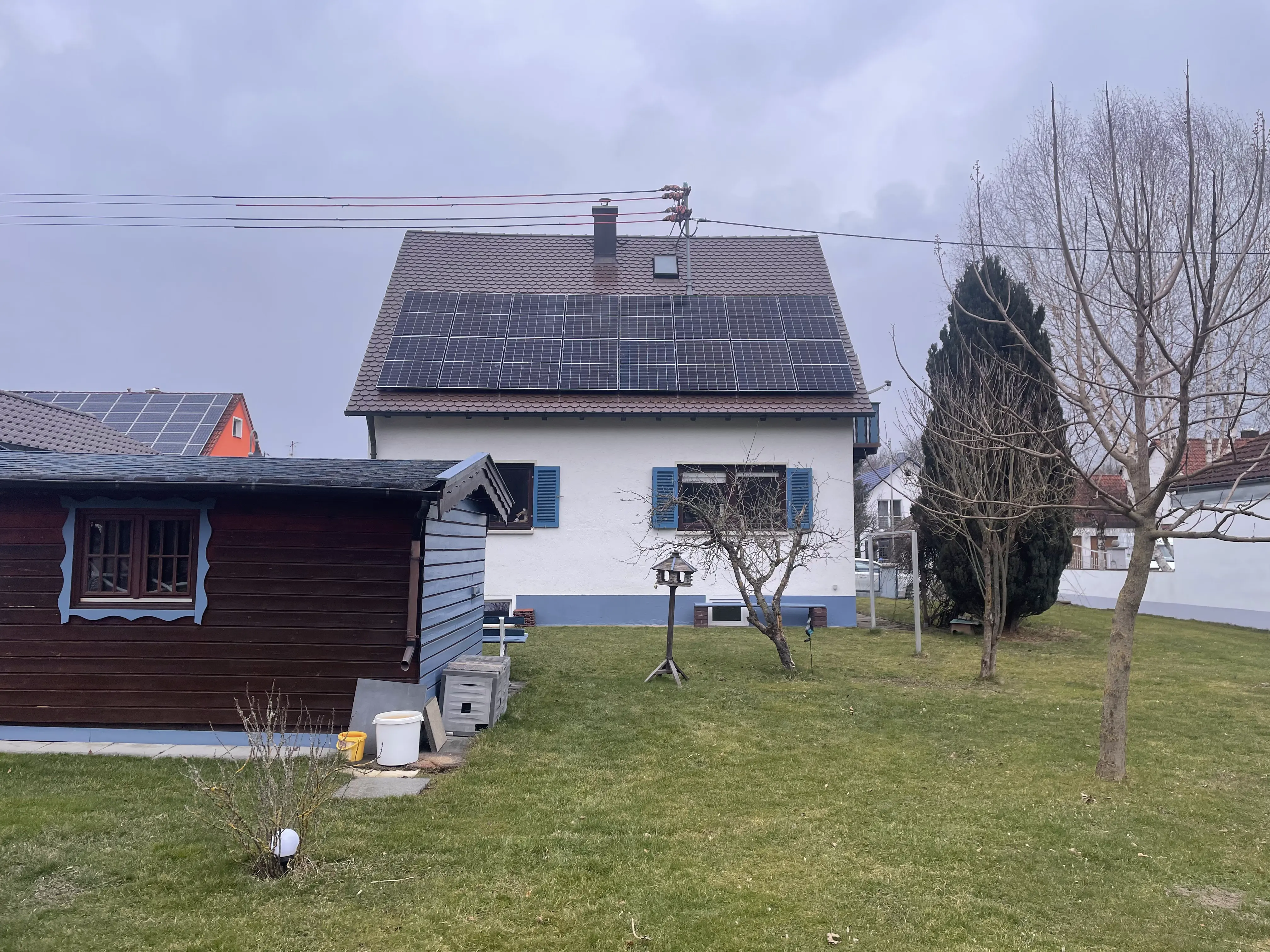 Wechselrichter-Montage für Photovoltaik-Anlagen
